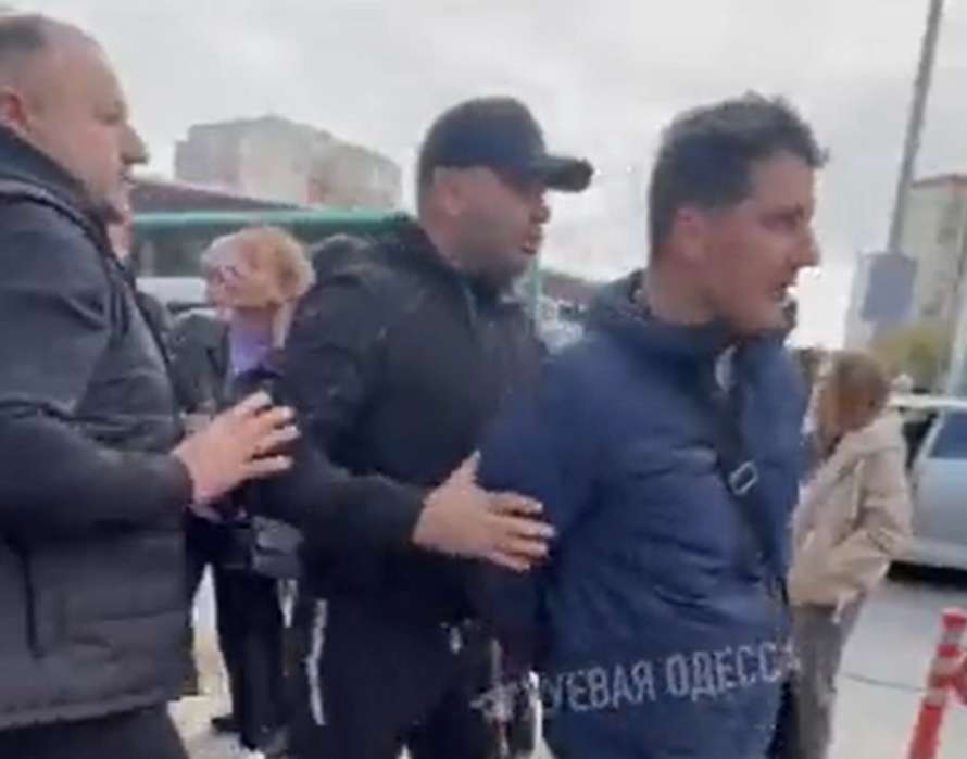 Смерть Навального — жена политика просит россиян ударить по режиму Путина — видео