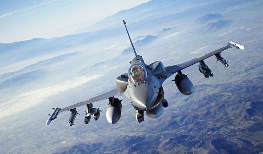 Нідерланди назвали дату прибуття в Україну винищувачів F-16
