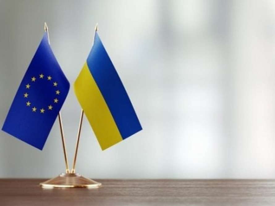 ЄС готує багатомільярдний пакет військової допомоги Україні