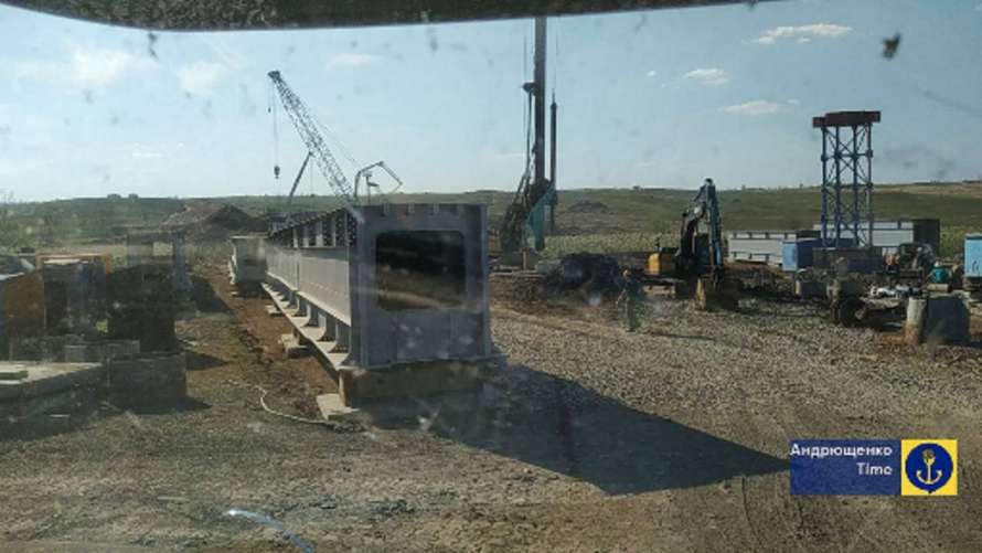 Окупанти будують на півдні нову залізницю в обхід Кримського мосту