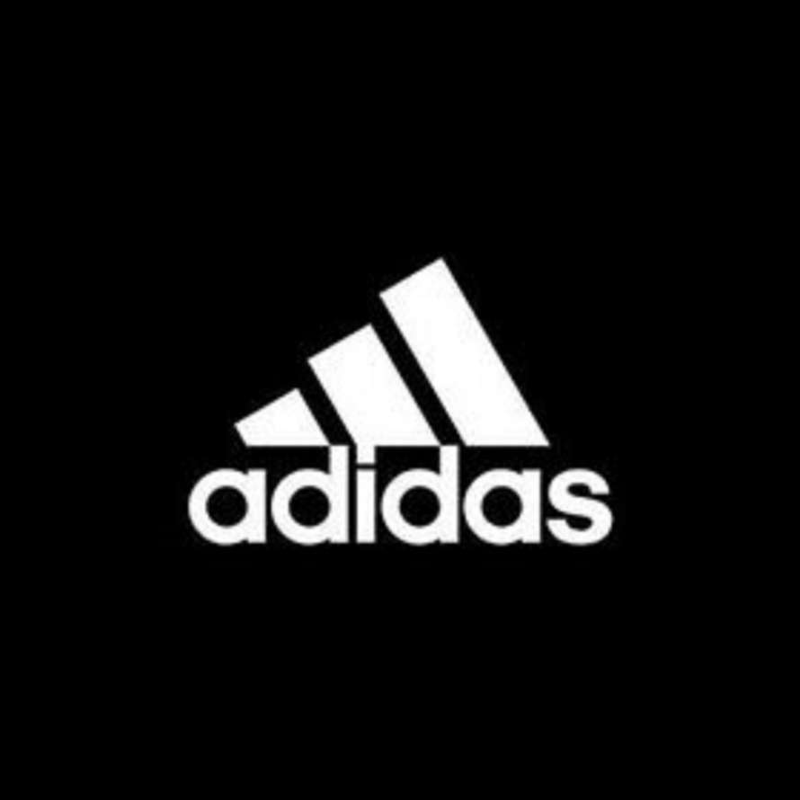 Номер 44 на футболках Adidas сравнили с рунами СС