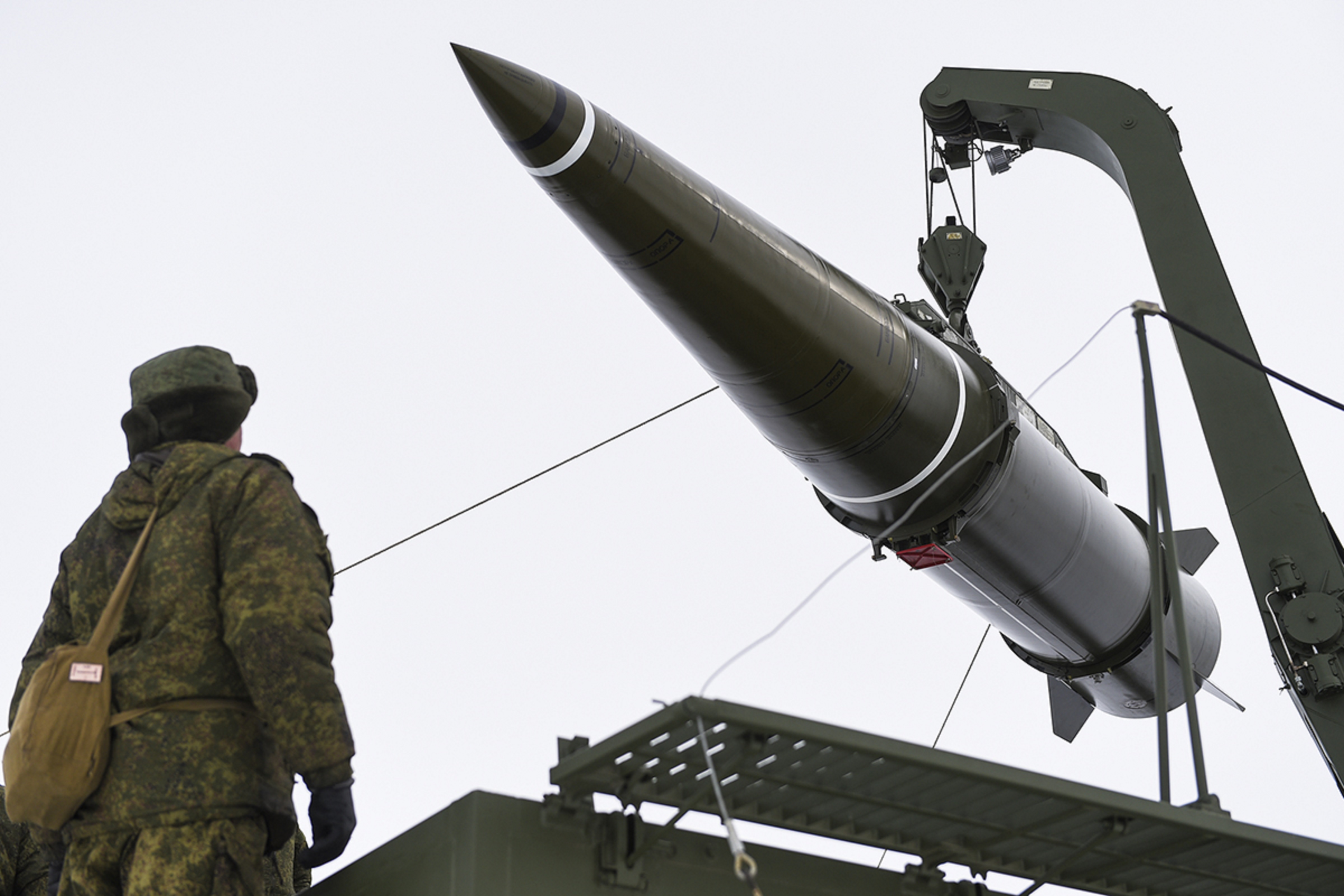 Россия использует ракеты. ЗРС С-550.